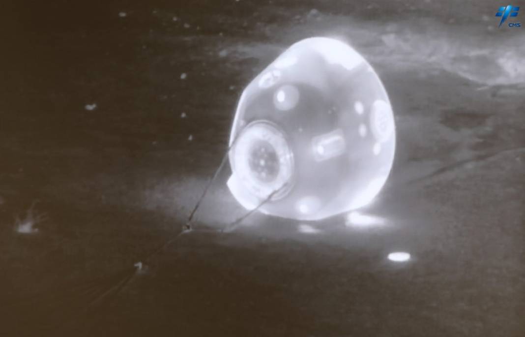 Altı ay uzayda kalan Çinli astronotlar Dünya'ya döndü 8